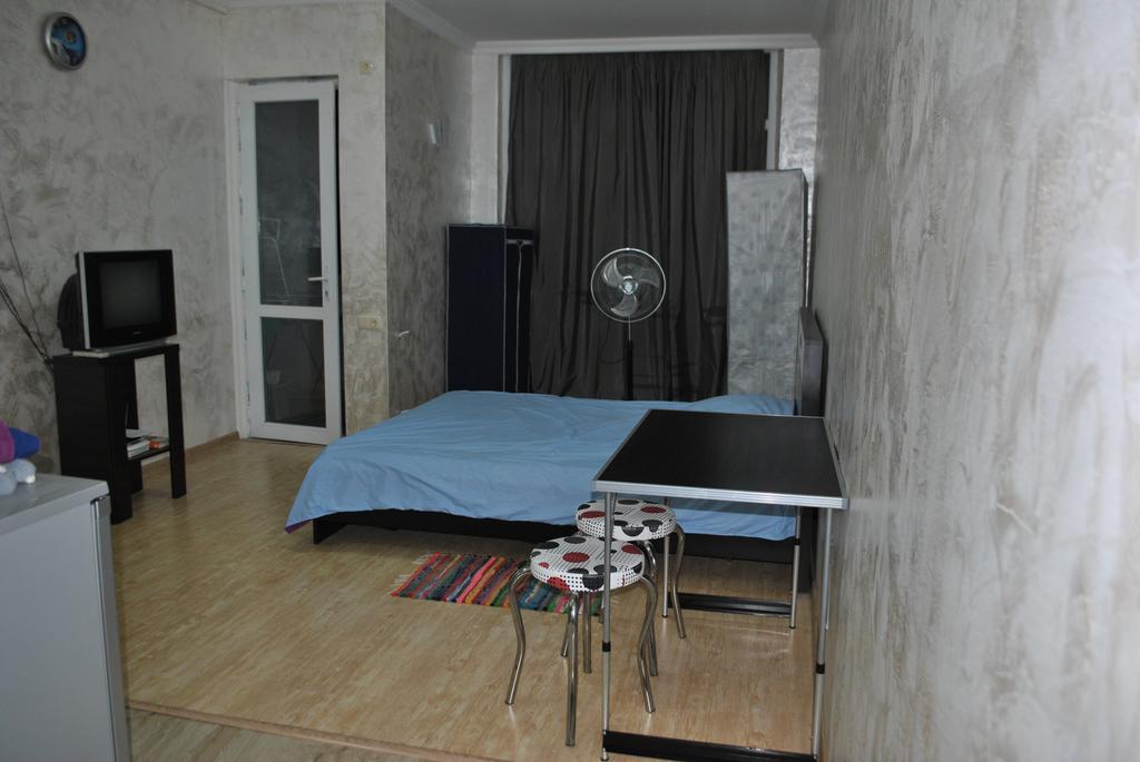 Apartment 8A Batoemi Buitenkant foto